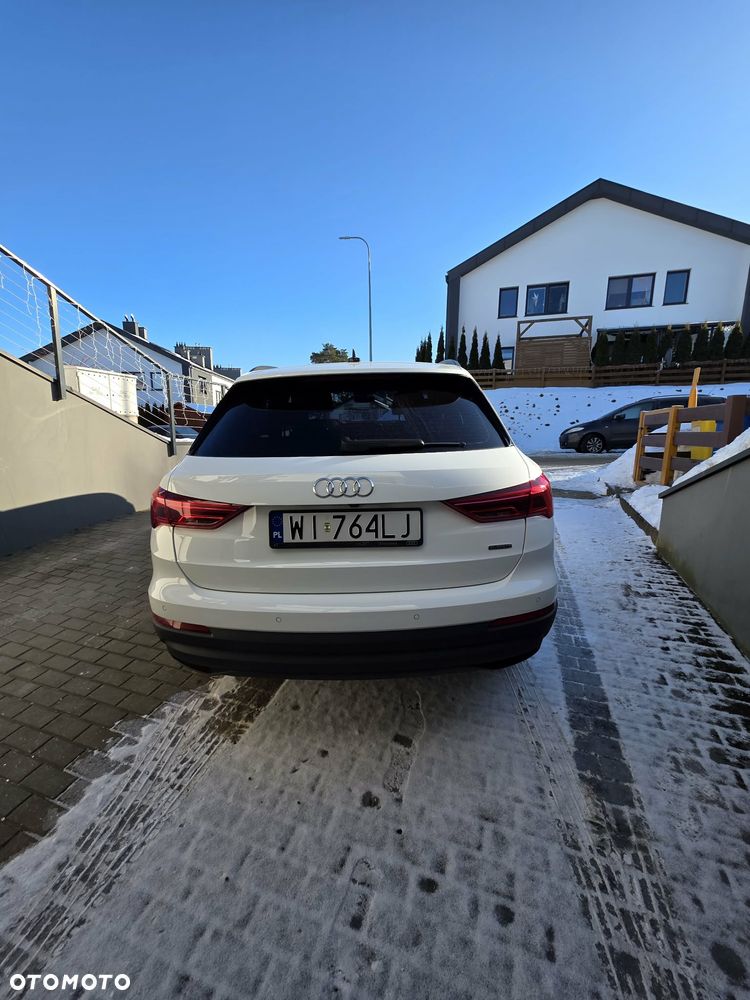 Audi Q3 40 TFSI Quattro S tronic - 4