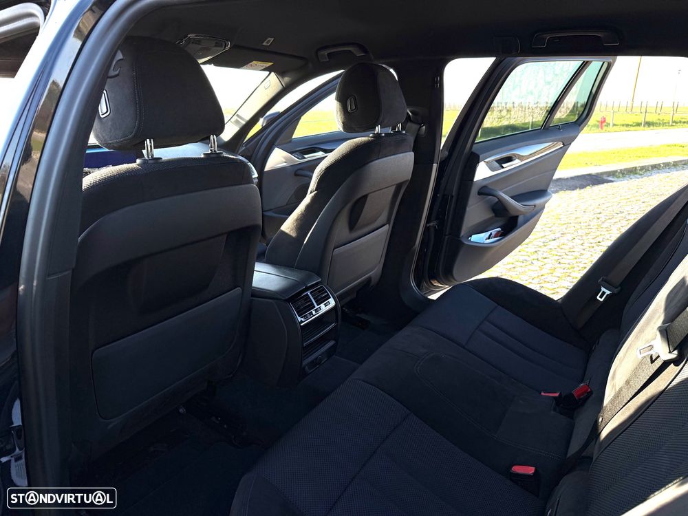 BMW 520 d Pack M Auto - 11