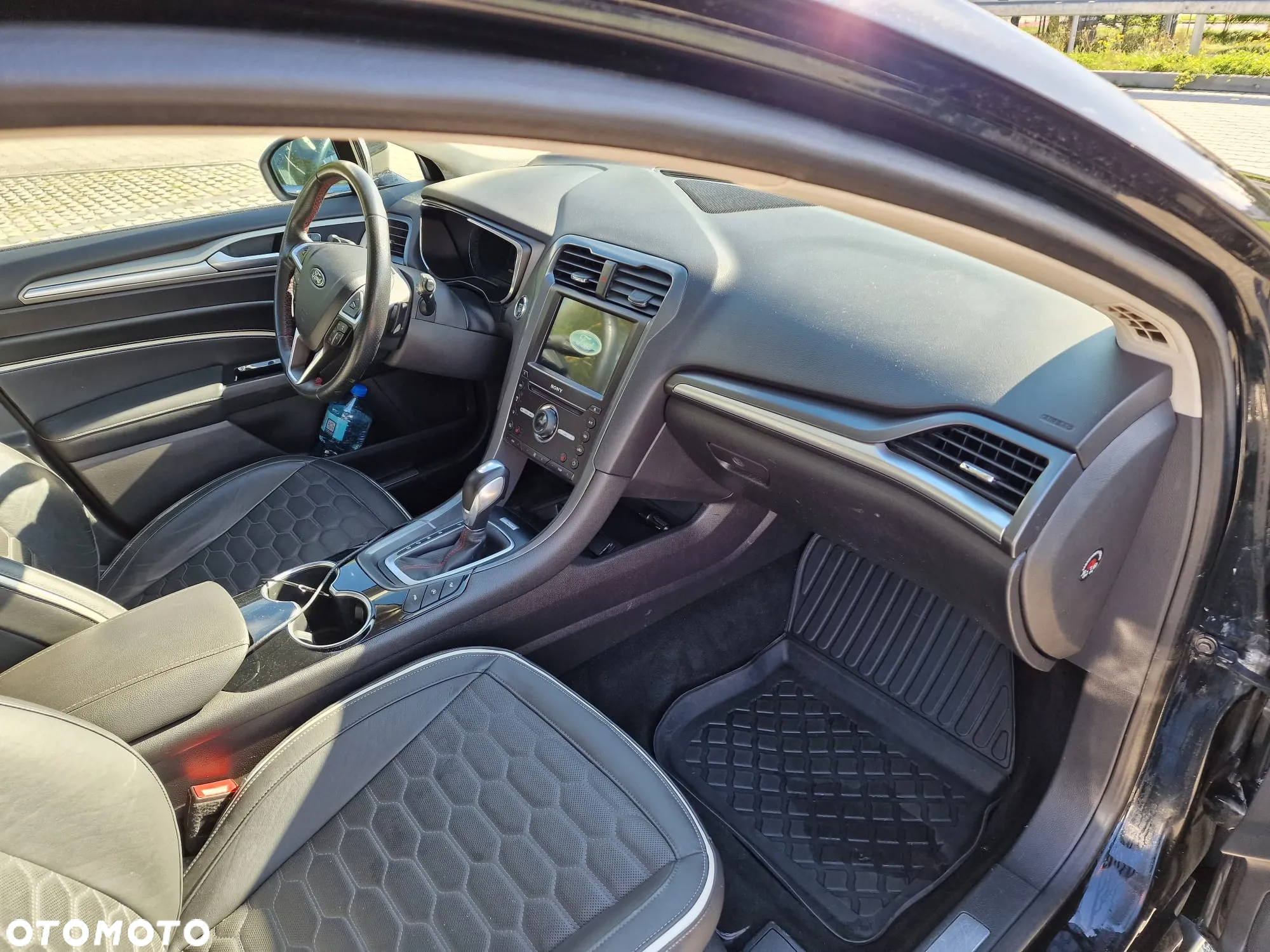 Ford Mondeo 2.0 TDCi Titanium PowerShift - 13