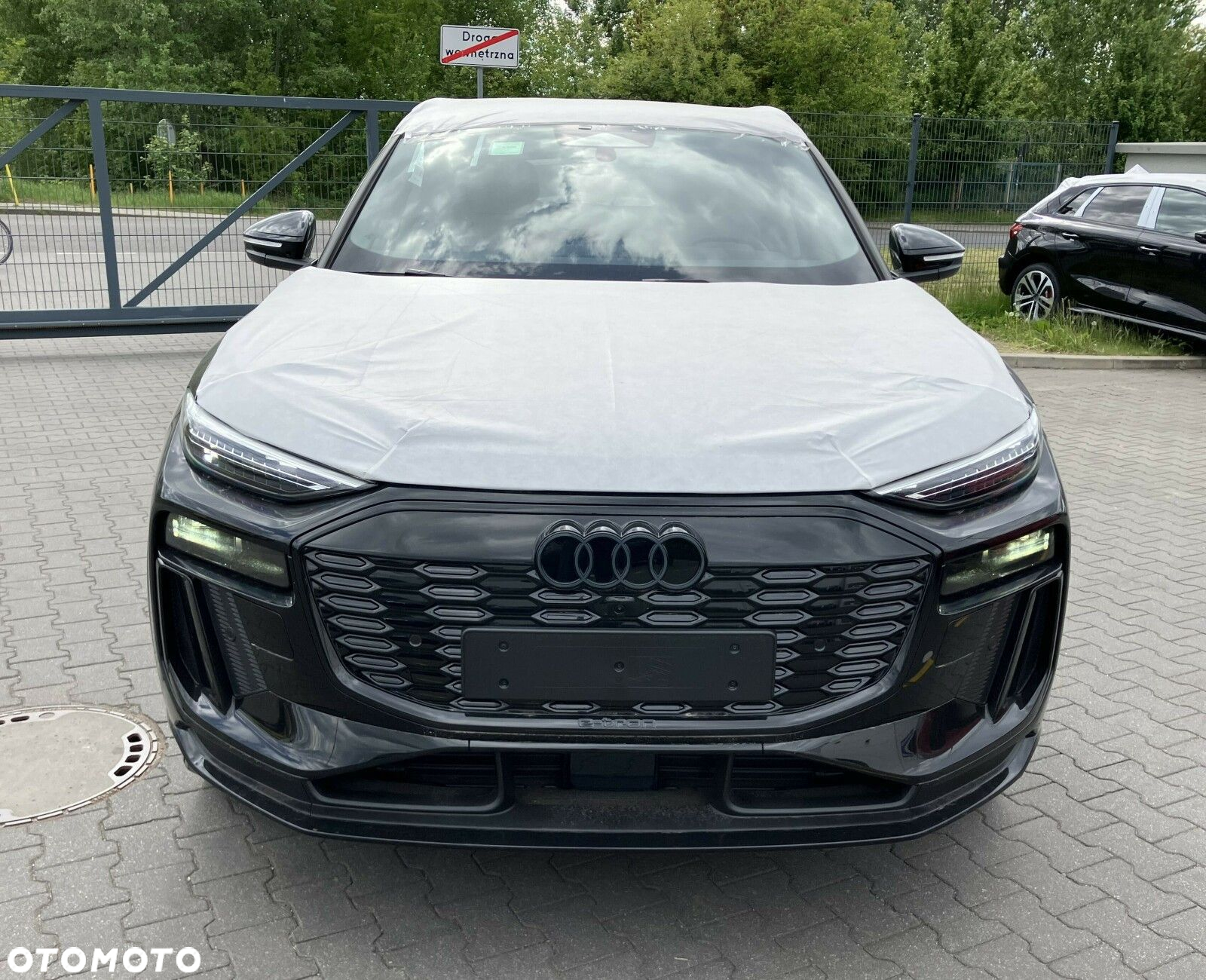 Audi Q6 e-tron - 2
