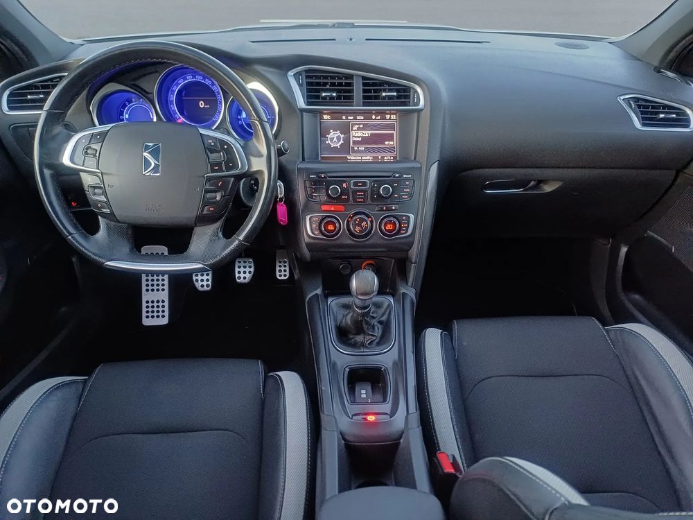 Citroën DS4 VTi 120 SoChic - 25