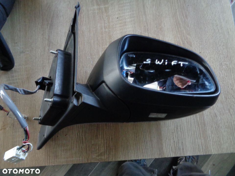SUZUKI SWIFT III LUSTERKO PRAWE EUROPA 5 PIN - 3