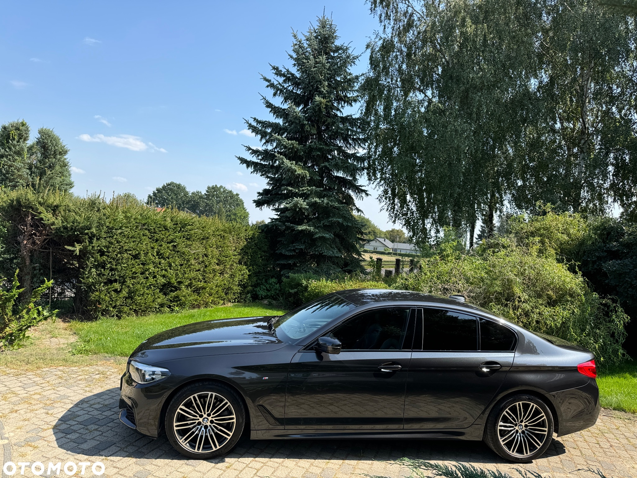 BMW Seria 5 520d xDrive M Sport sport - 2