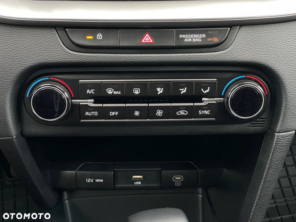 Kia XCeed 1.5 T-GDI M DCT - 11