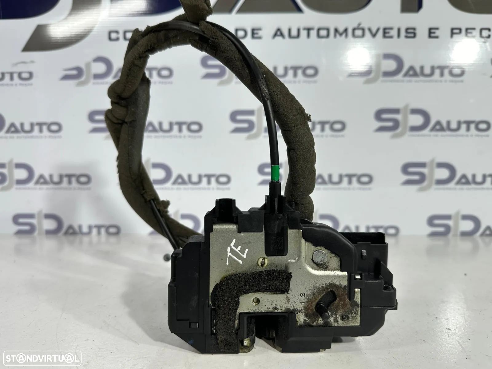 Fecho Porta Frente / Trás Direito / Esquerdo - Nissan Qashqai J10 (2013) - 11
