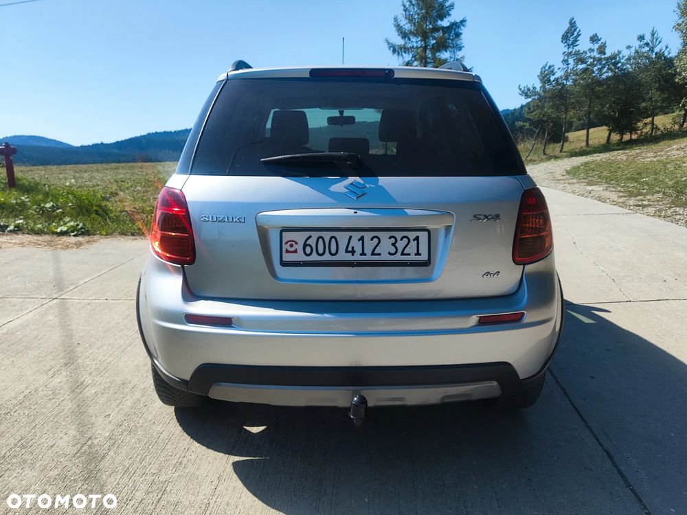 Suzuki SX4 1.6 VVT 4x4 Club - 10