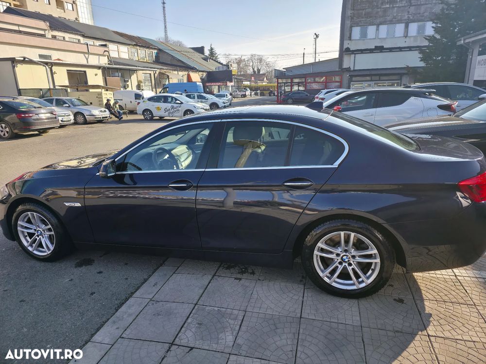 BMW Seria 5 530d xDrive Aut. Modern Line - 16