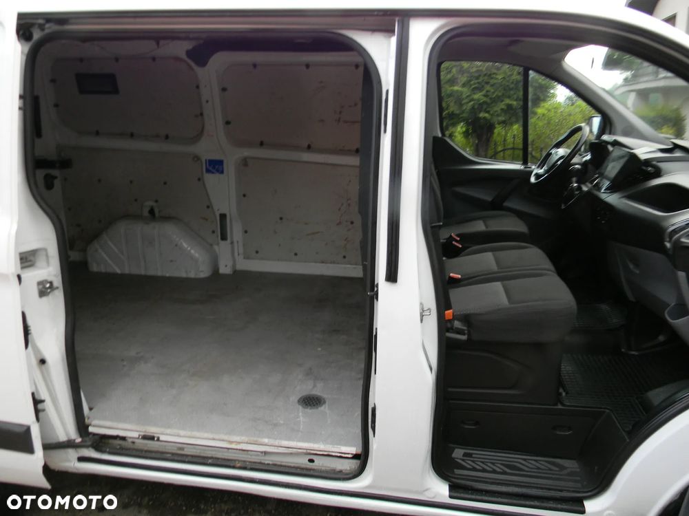 Ford Transit Custom - 7