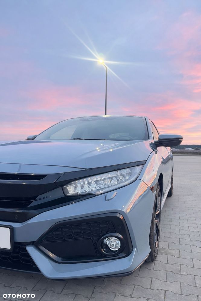 Honda Civic 1.0 T Executive (Pakiet Premium) - 1