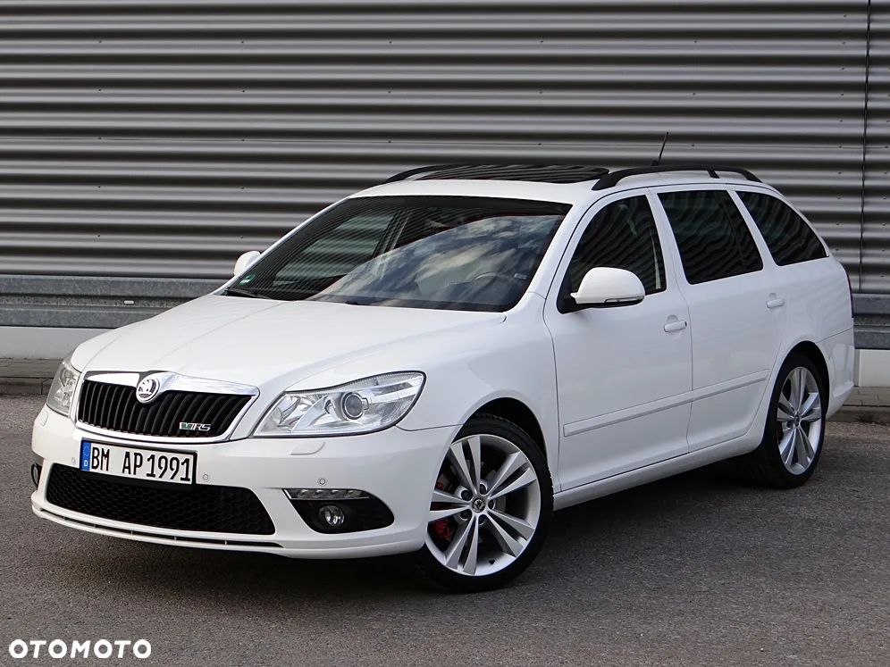 Skoda Octavia 2.0 TDI CR DPF DSG RS - 7
