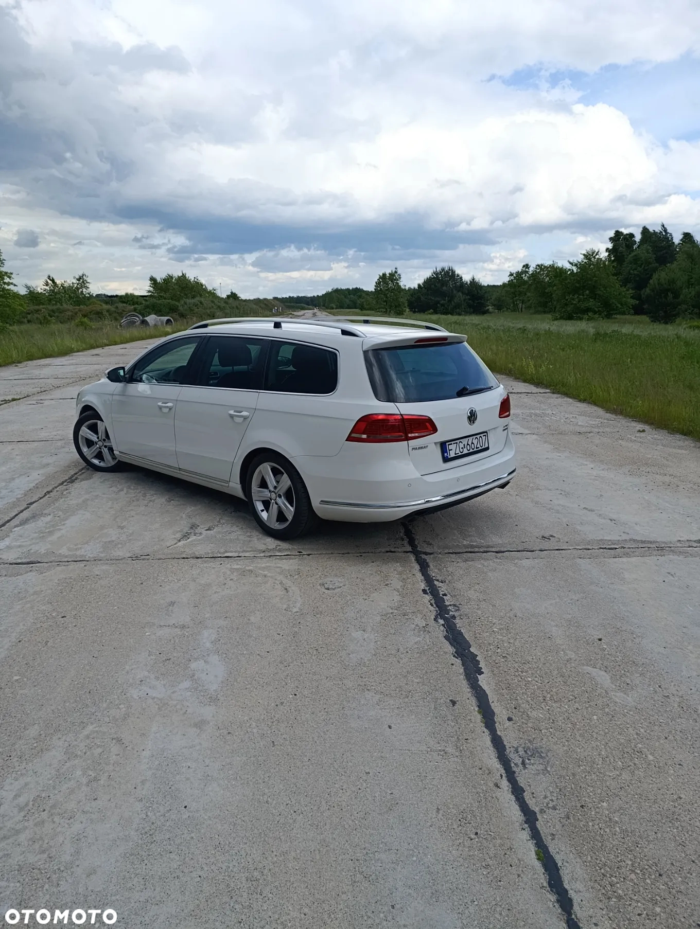 Volkswagen Passat 2.0 TDI 4Mot Highline DSG - 9