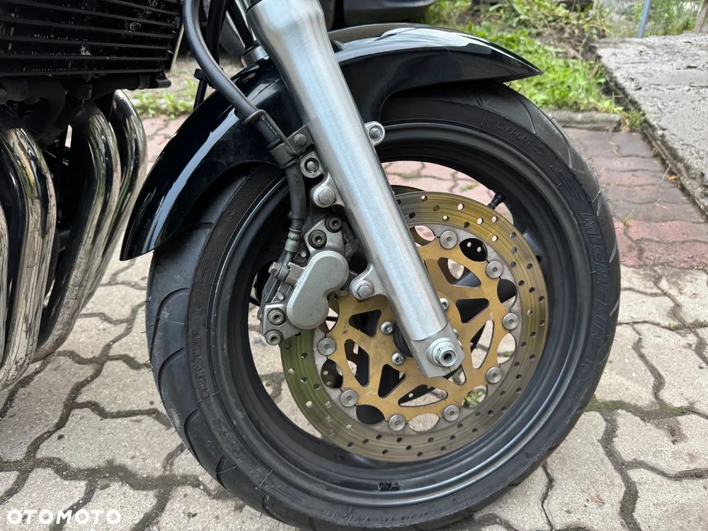 Yamaha XJR - 9