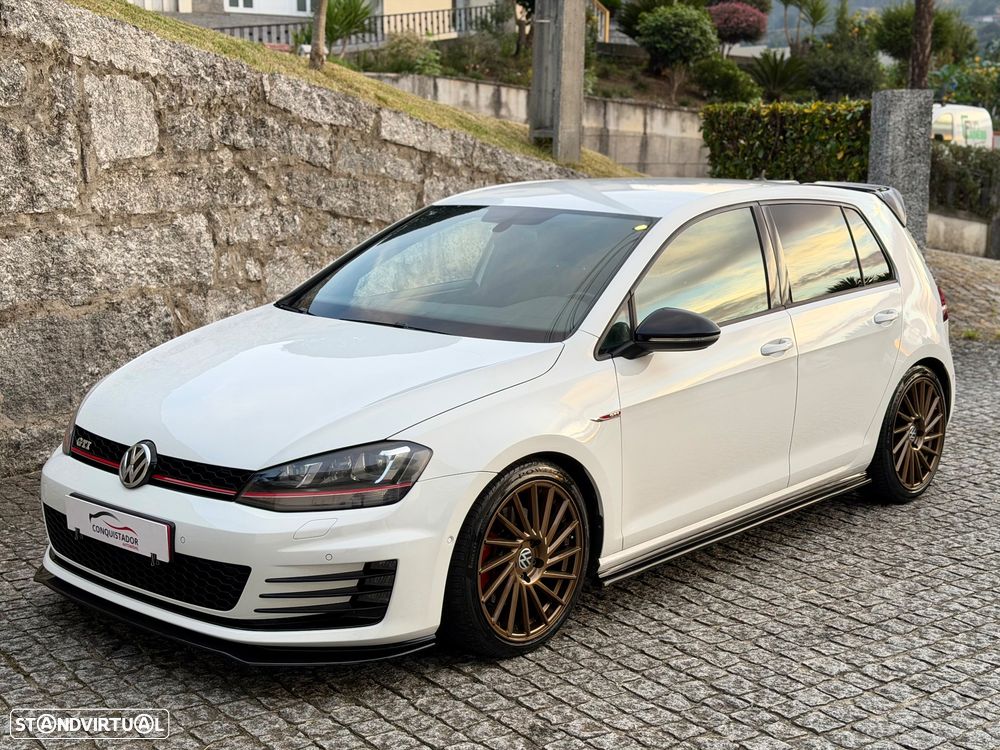 VW Golf 2.0 TSi GTi DSG - 4