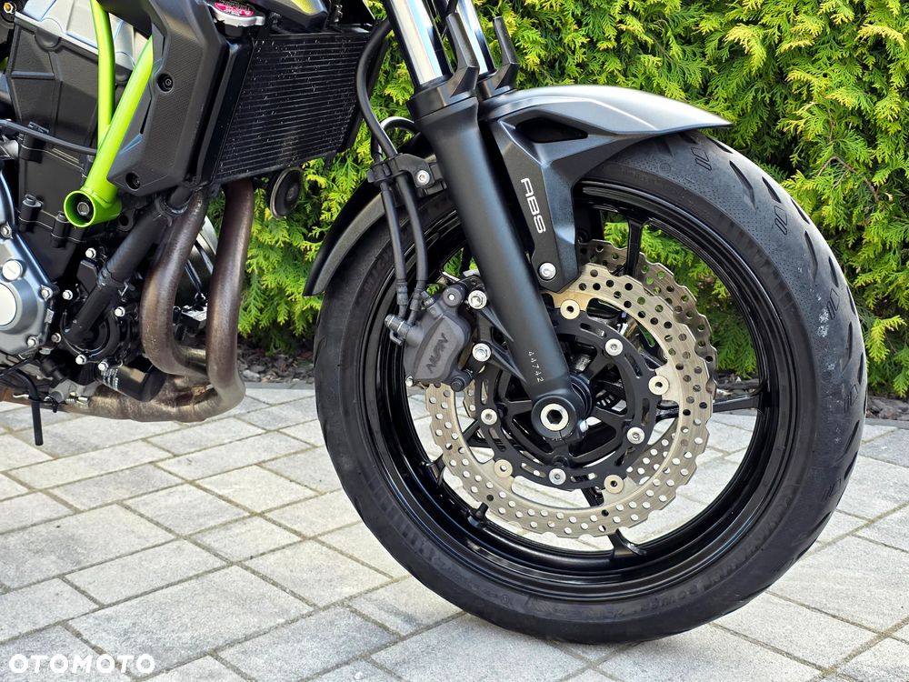 Kawasaki Z 650 - 10