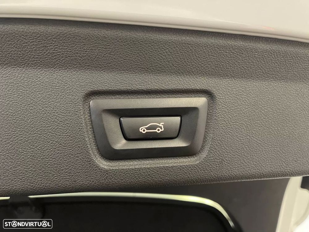 BMW i4 eDrive40 Pack Desportivo M Pro - 54