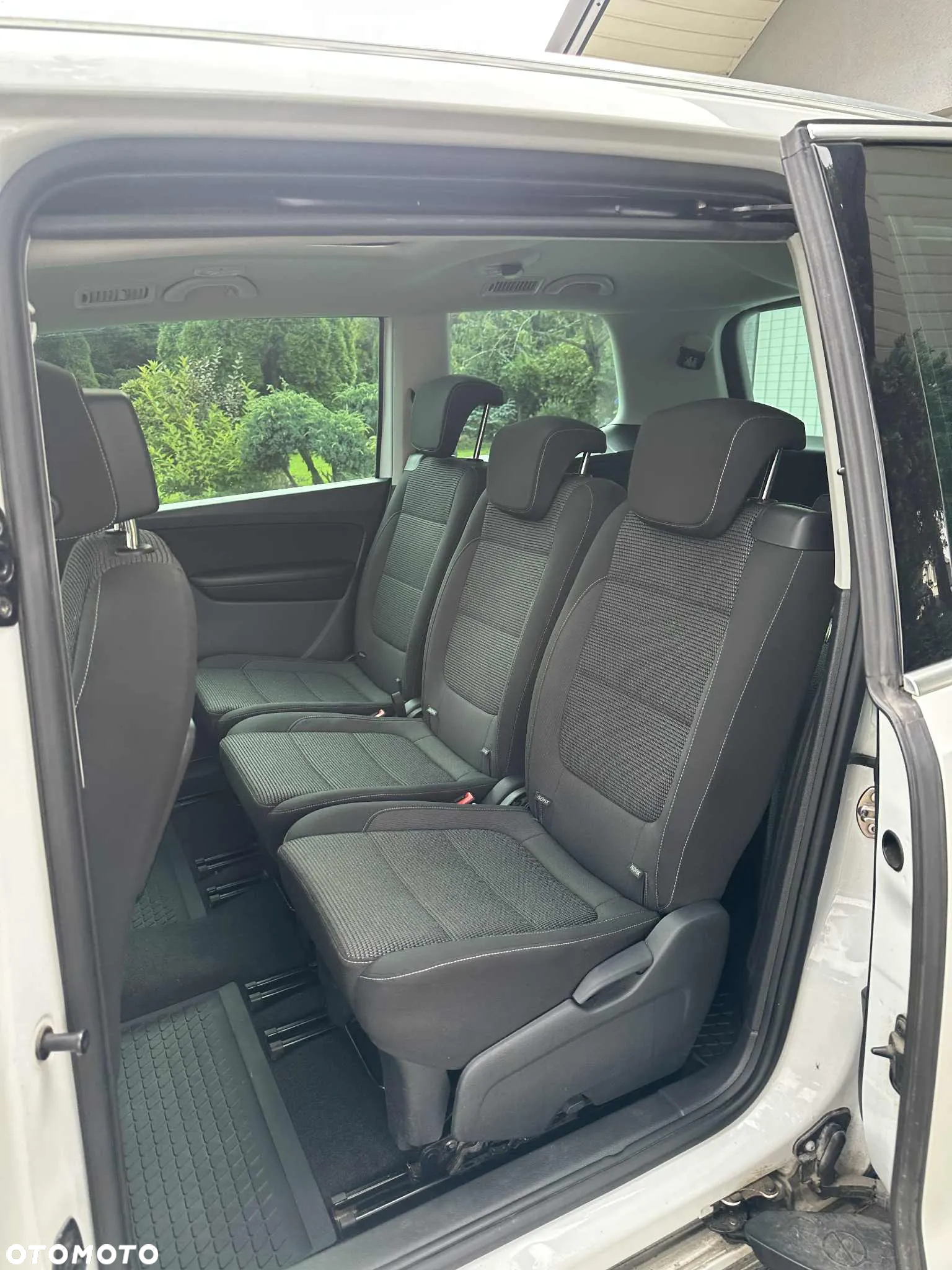 Volkswagen Sharan 2.0 TDI 4MOTION (BlueMotion Technology) Highline - 23