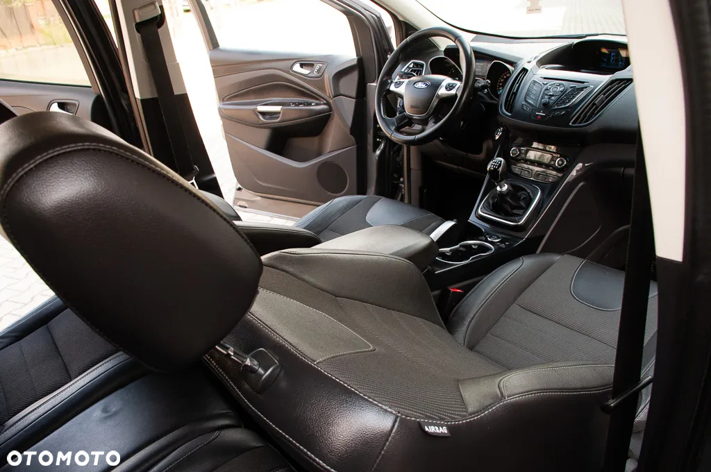 Ford Kuga 2.0 TDCi 4x4 Titanium - 7