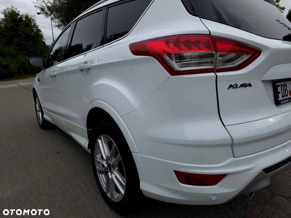 Ford Kuga 2.0 TDCi 4WD Titanium - 26