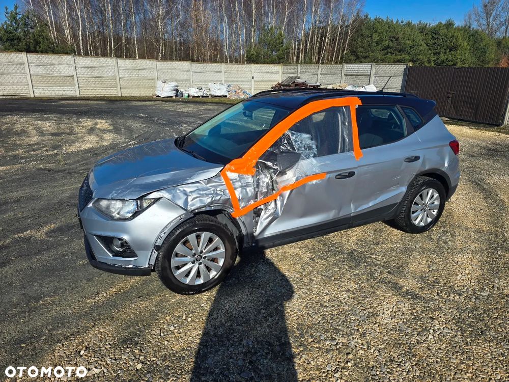 Seat Arona 1.0 Black Edition - 12