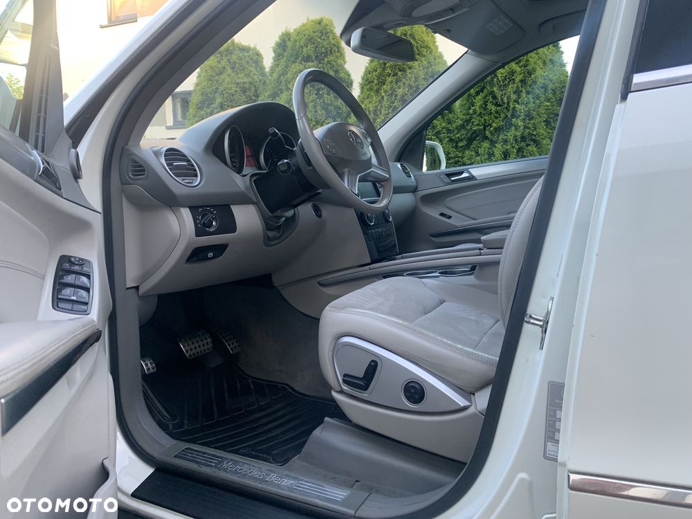 Mercedes-Benz ML 350 BlueTEC 4Matic 7G-TRONIC DPF - 25
