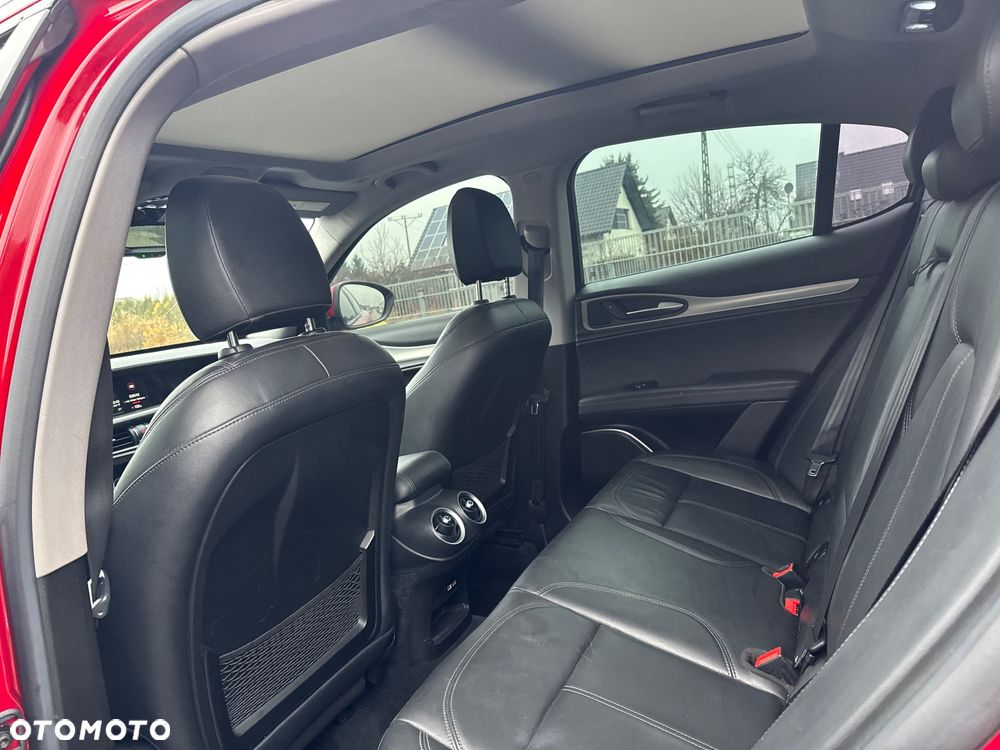 Alfa Romeo Stelvio 2.0 Turbo 16V AT8-Q4 Super - 21
