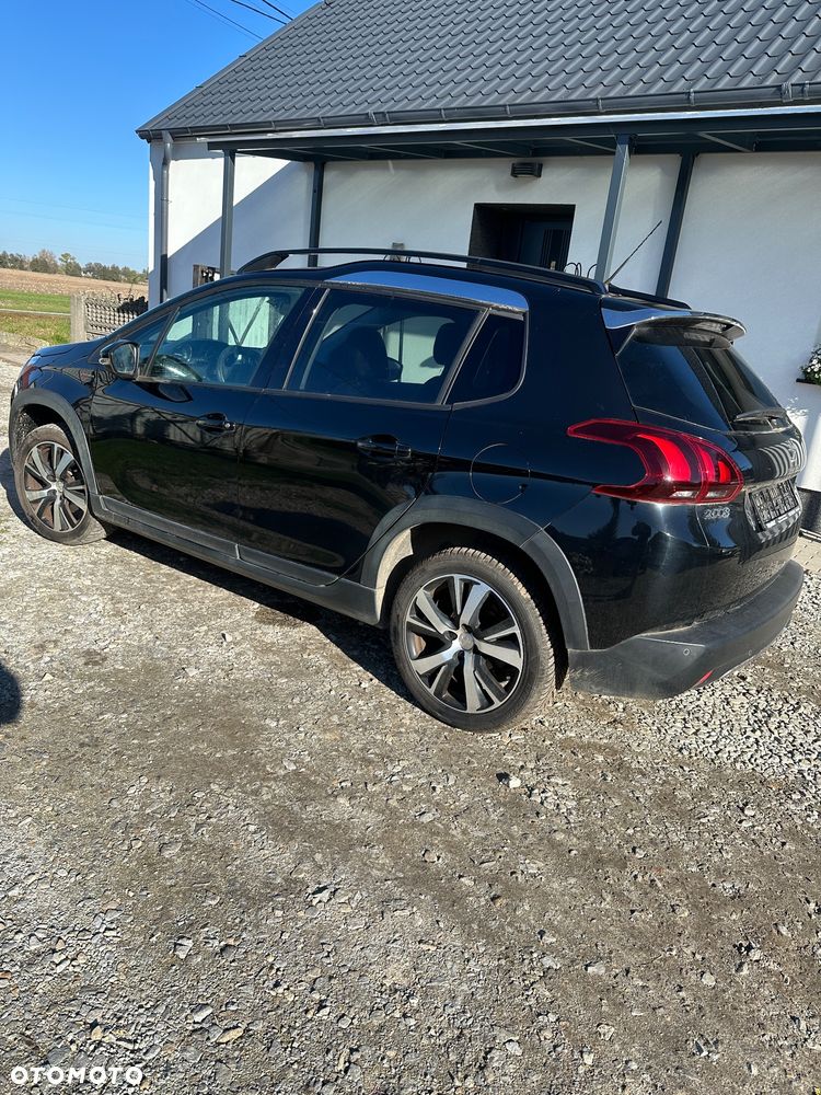 Peugeot 2008 - 6