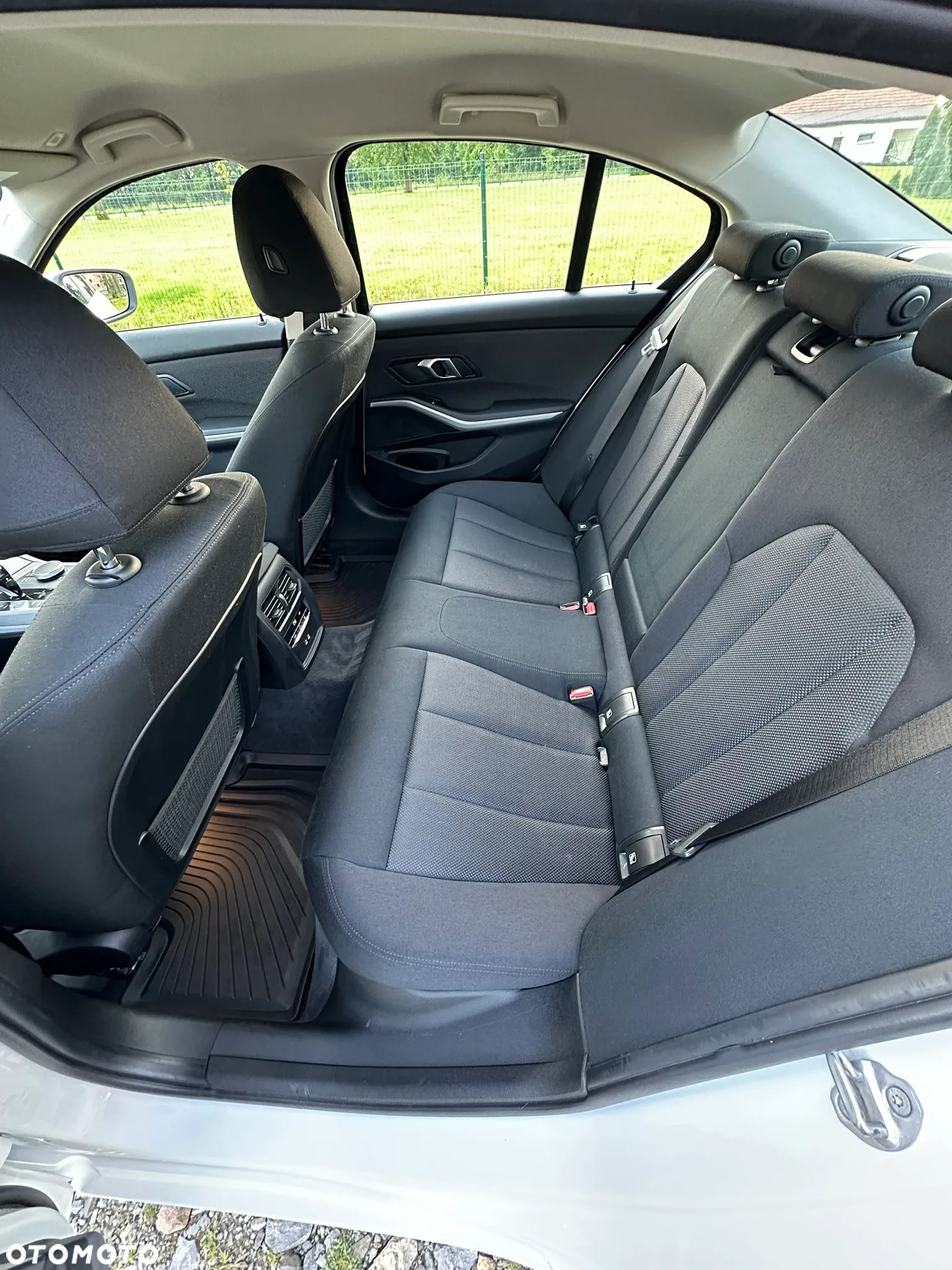 BMW Seria 3 318i Business Edition - 23