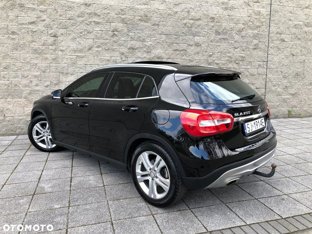 Mercedes-Benz GLA 200 Activity Edition - 6