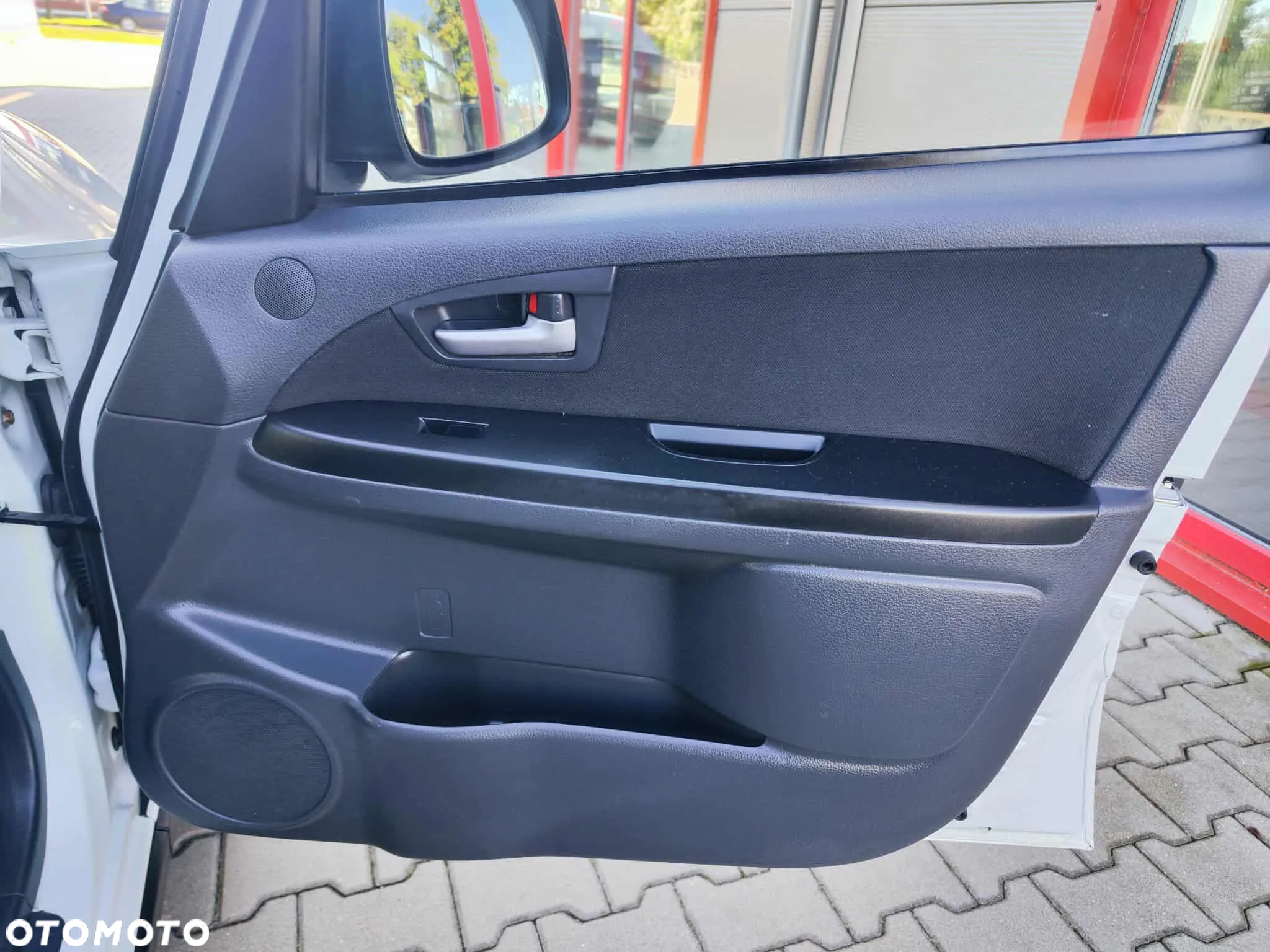 Suzuki SX4 1.6 Premium Outdoor - 26