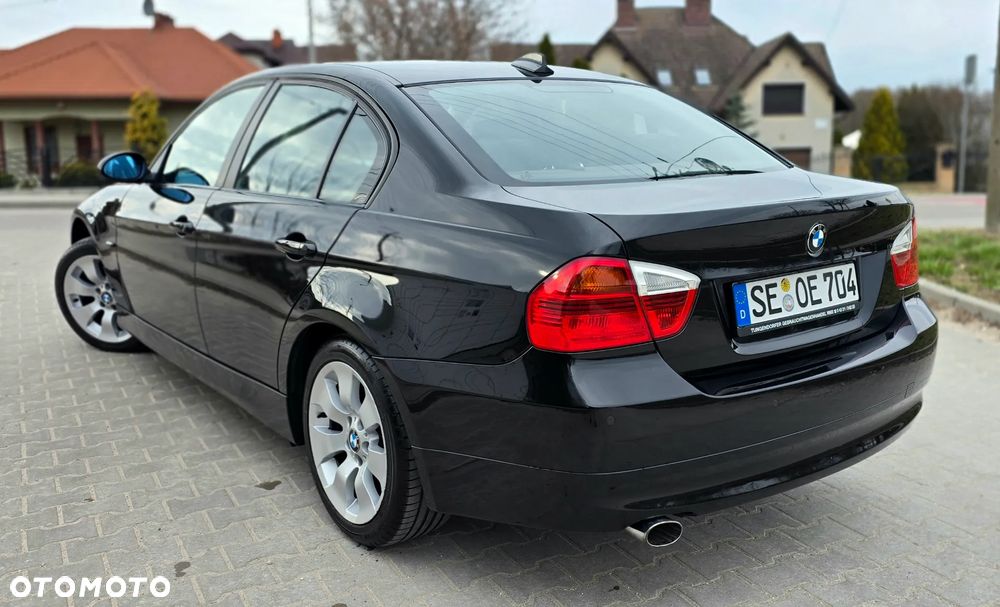BMW Seria 3 - 18