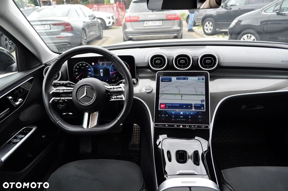 Mercedes-Benz Klasa C 200 d mHEV AMG - 24