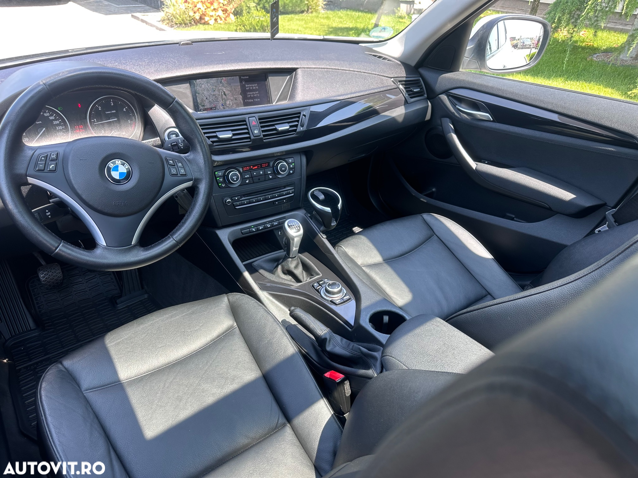 BMW X1 xDrive18d - 10