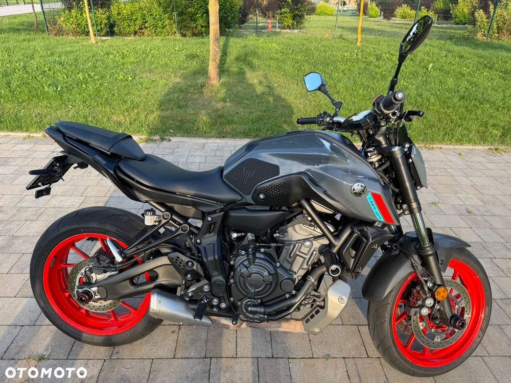 Yamaha MT - 19