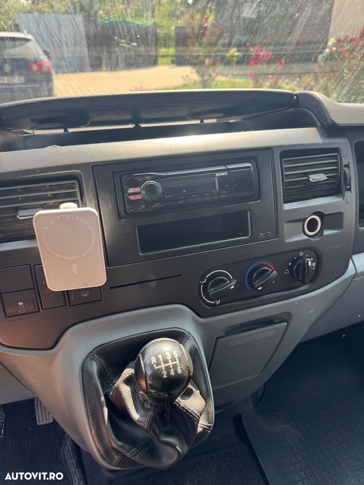 Ford Transit - 9