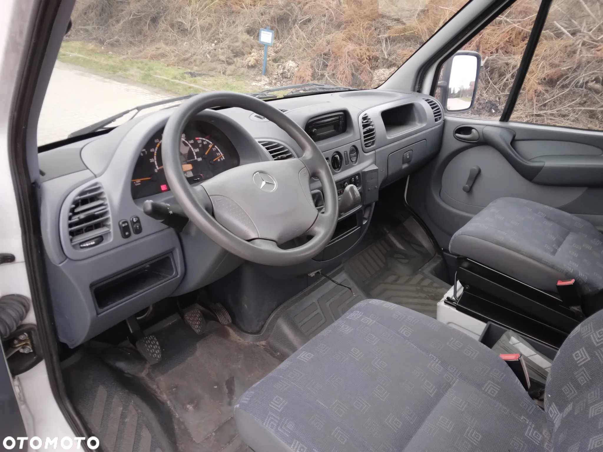 Mercedes-Benz Sprinter - 7