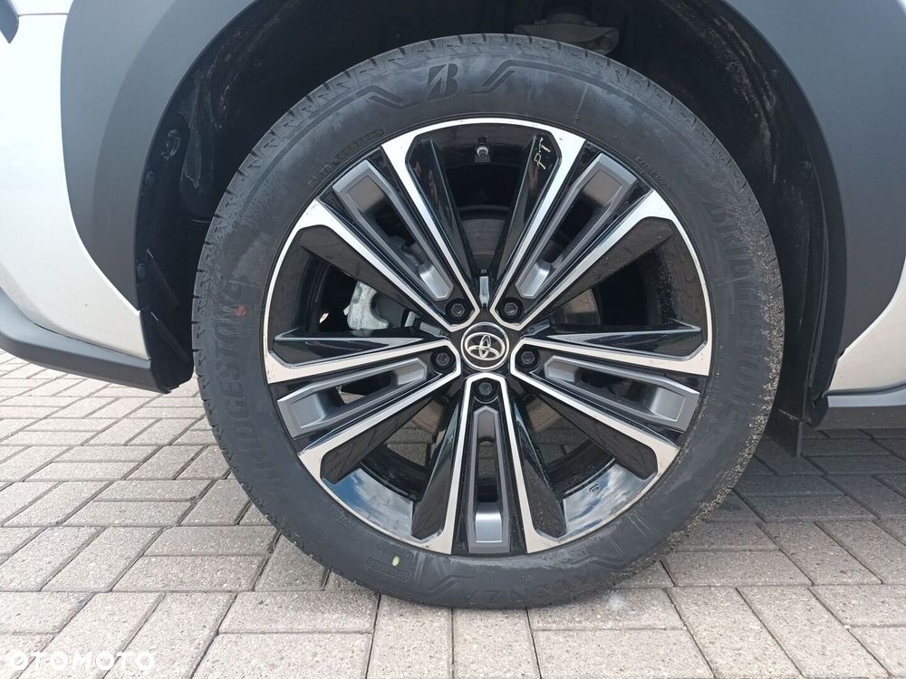 Toyota bZ4X 71.4kWh 4x4 Executive - 16