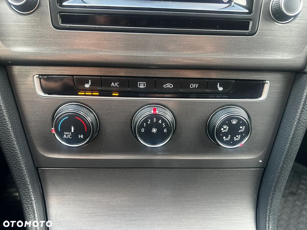 Volkswagen Golf 1.2 TSI BlueMotion Technology Comfortline - 18