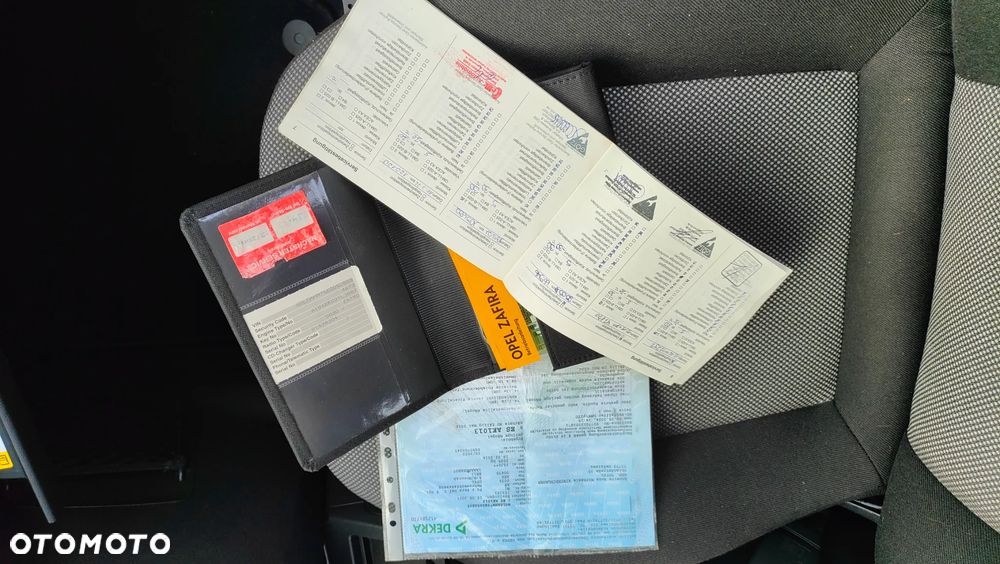 Opel Zafira 1.8 Cosmo - 15