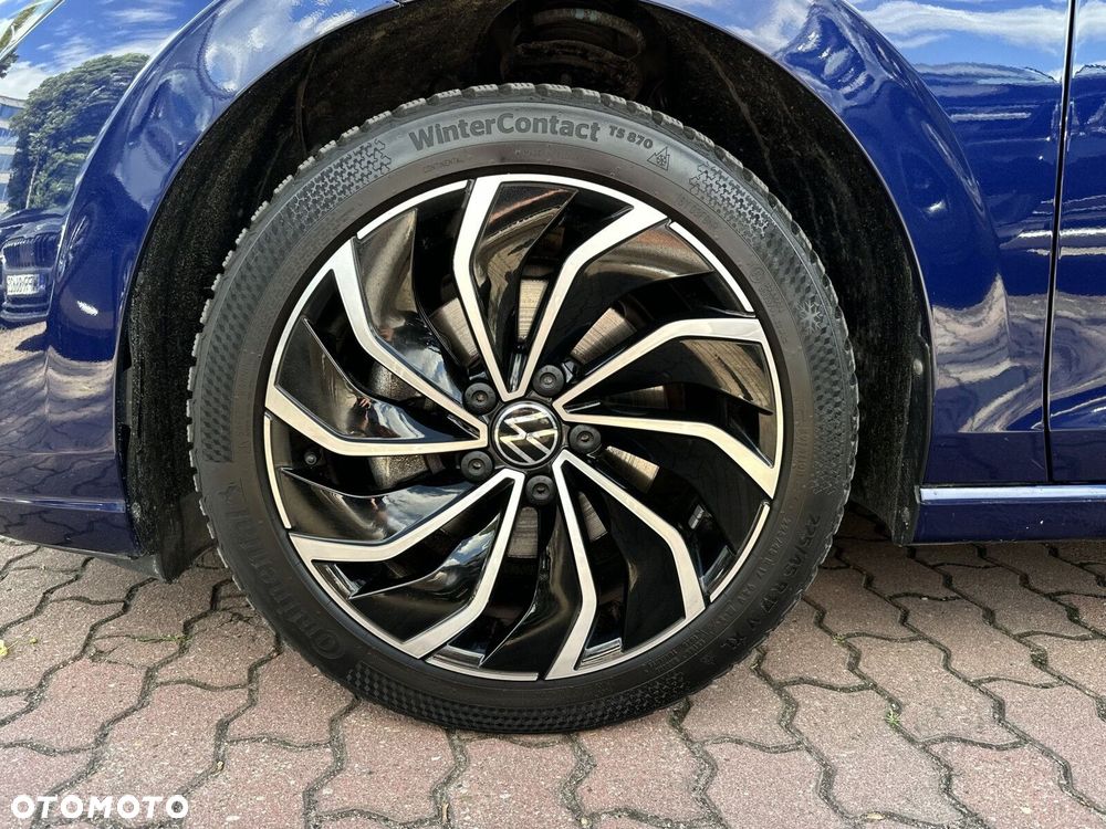 Volkswagen Golf Variant - 36