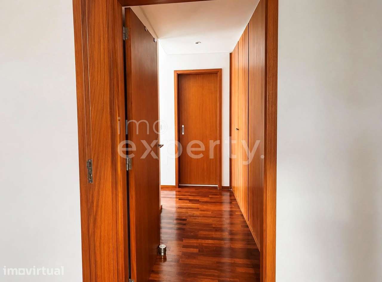 Apartamento T3 com garagem na Maia, Porto - Grande imagem: 2/22