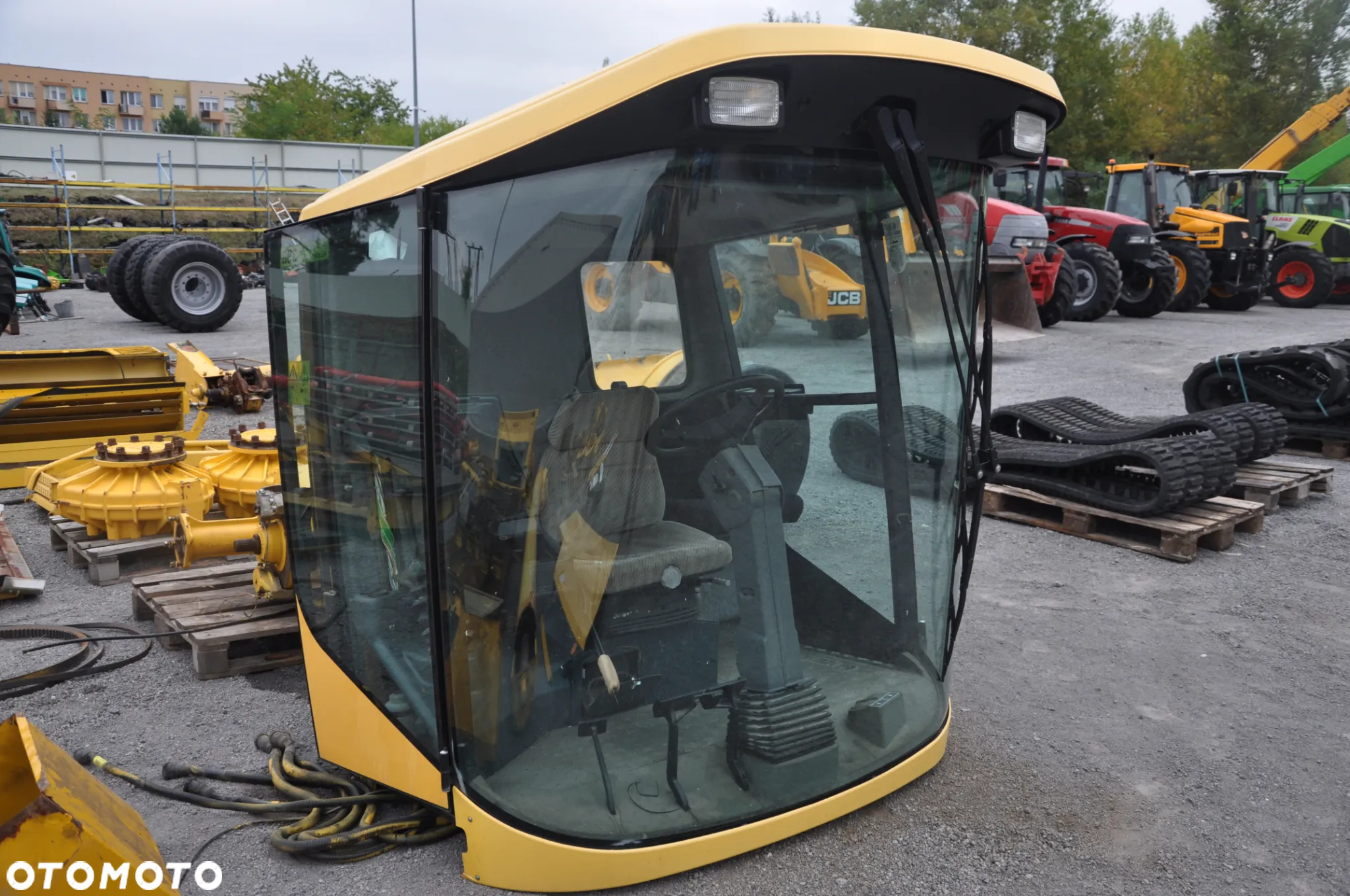 Kabina silnik skrzynia New Holland TX 64 65 66 67 68 - 2
