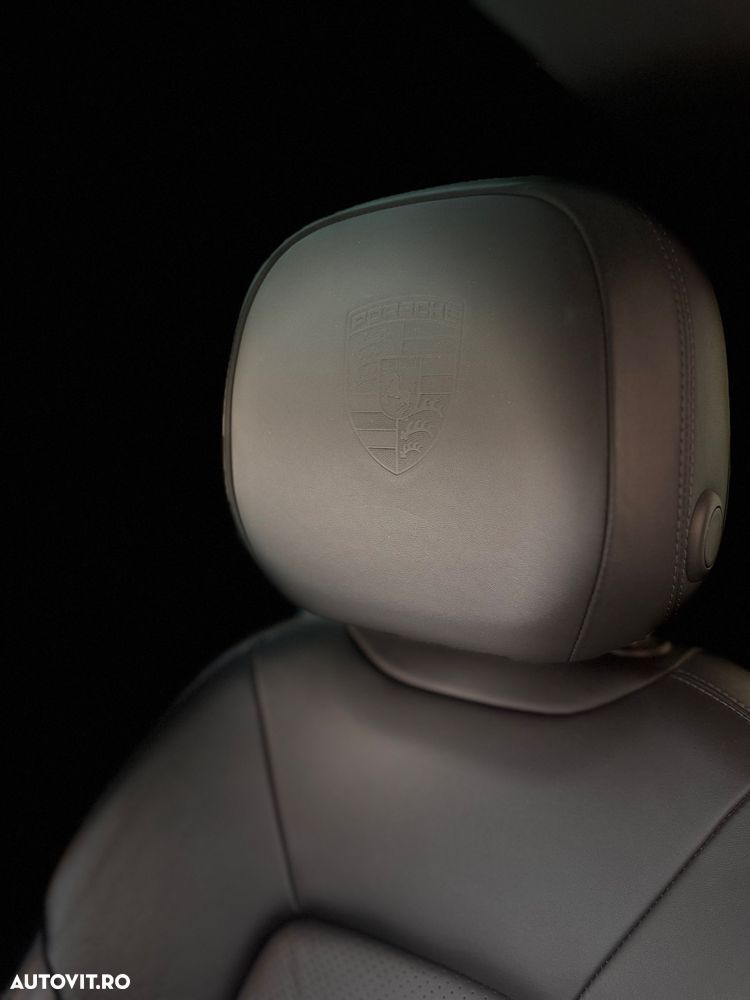 Porsche Cayenne Tiptronic S Platinum Edition - 2