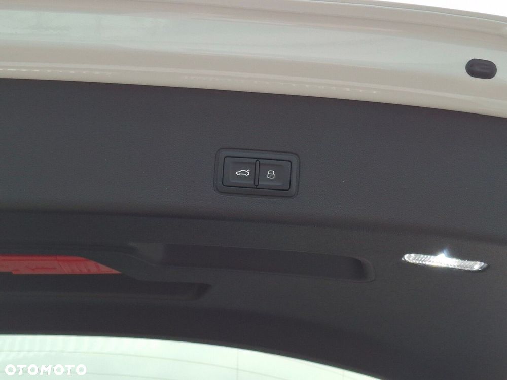 Audi Q3 Sportback - 8
