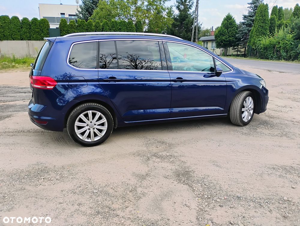 Volkswagen Touran - 7