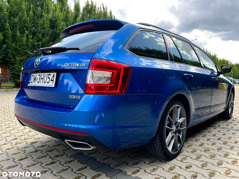 Skoda Octavia 2.0 TDI RS DSG - 4