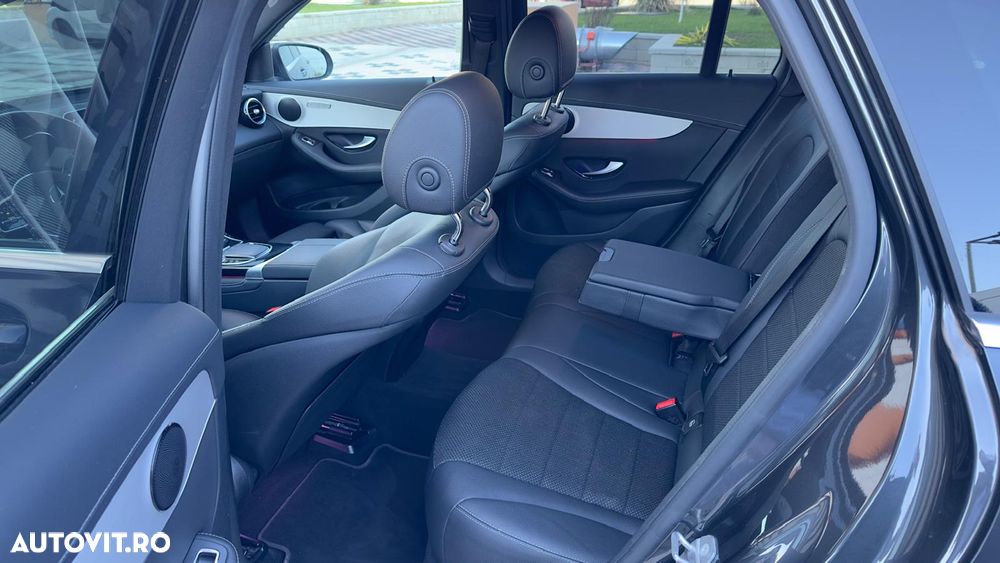 Mercedes-Benz GLC - 23