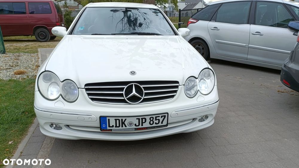 Mercedes-Benz CLK - 13