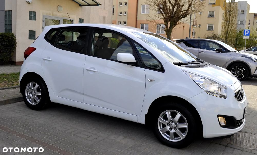 Kia Venga 1.4 CVVT Attract - 4