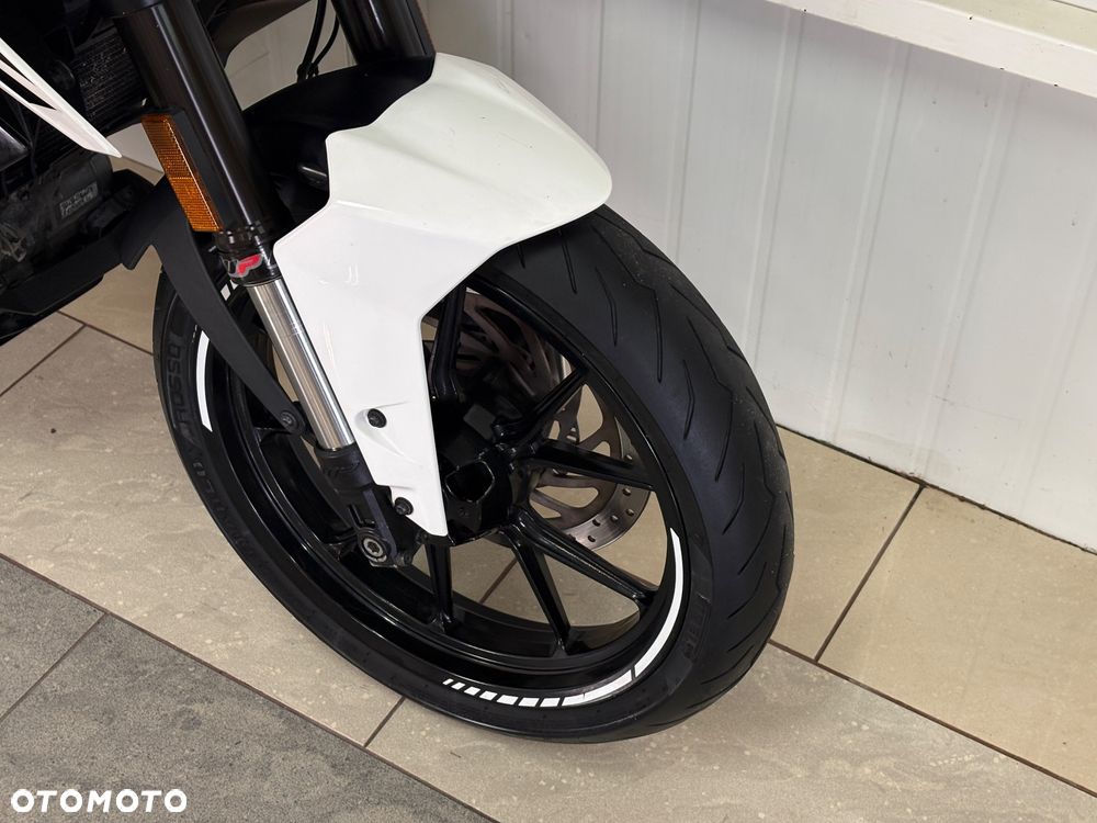 KTM Duke 125 - 11