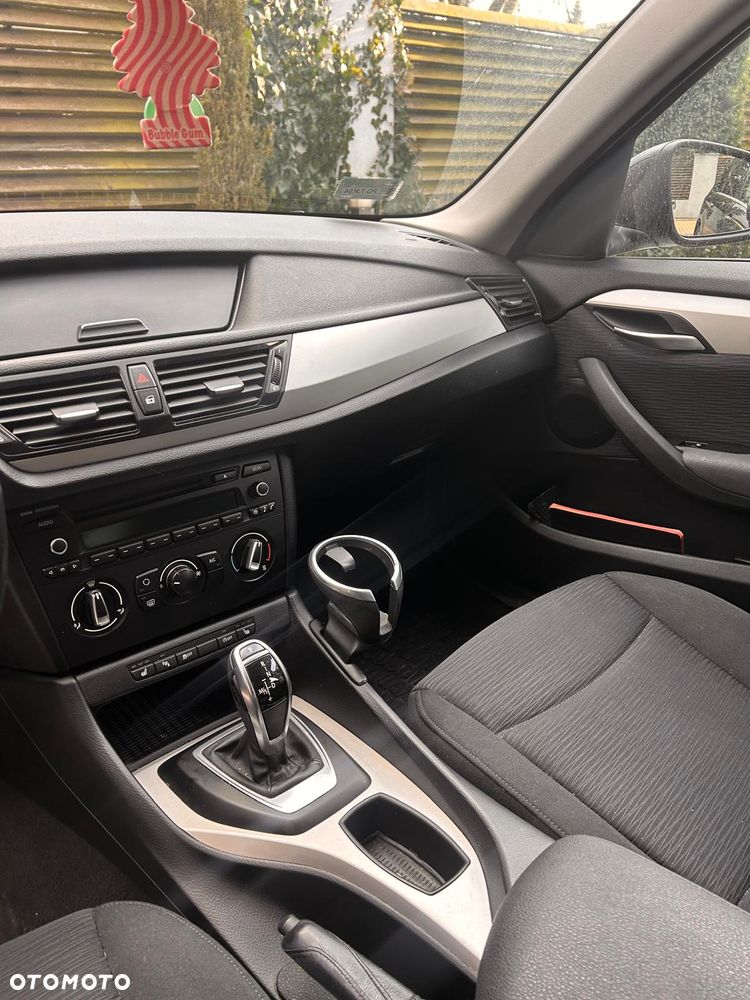 BMW X1 sDrive18d - 8